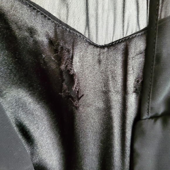 Eliza J Gown - Picture 3 of 4